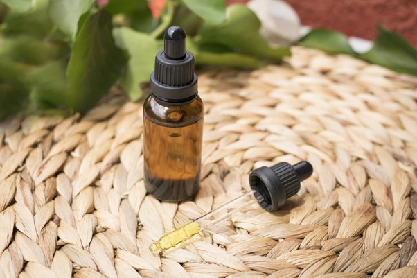 Olio di semi di canapa vs. olio di CBD: Qual è la differenza?